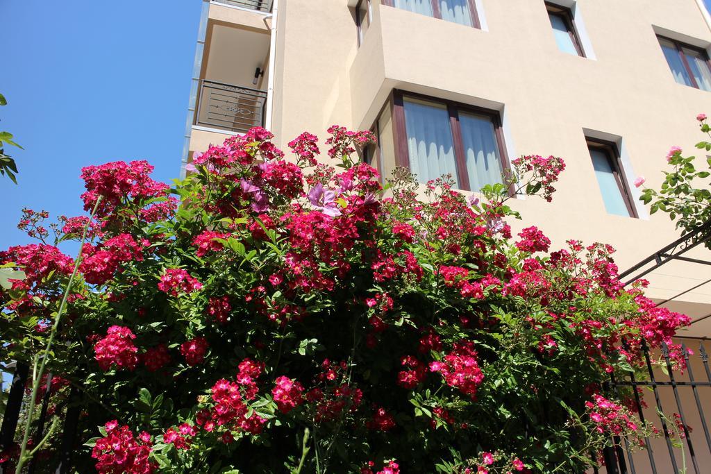 Flowers Apartments Nessebar Eksteriør billede